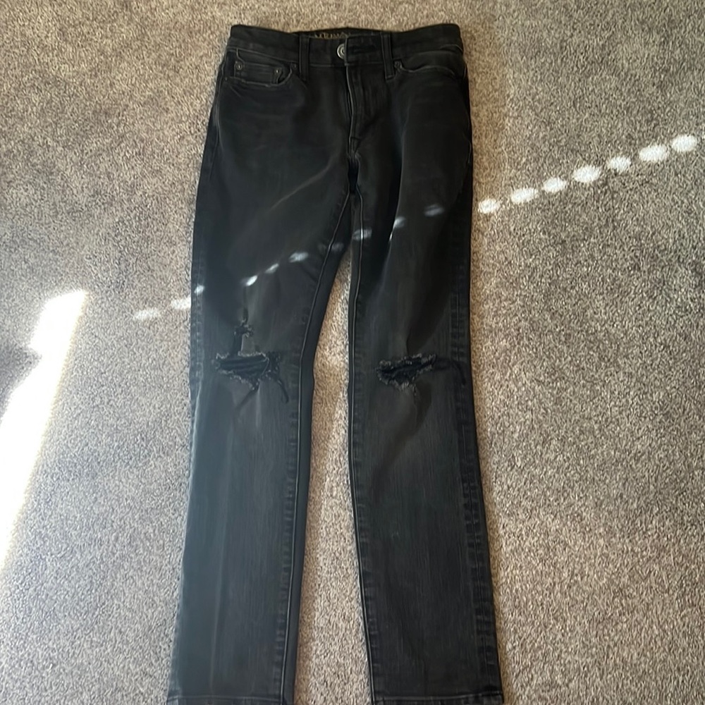 American Eagle Black Ripped Jeans Size 4